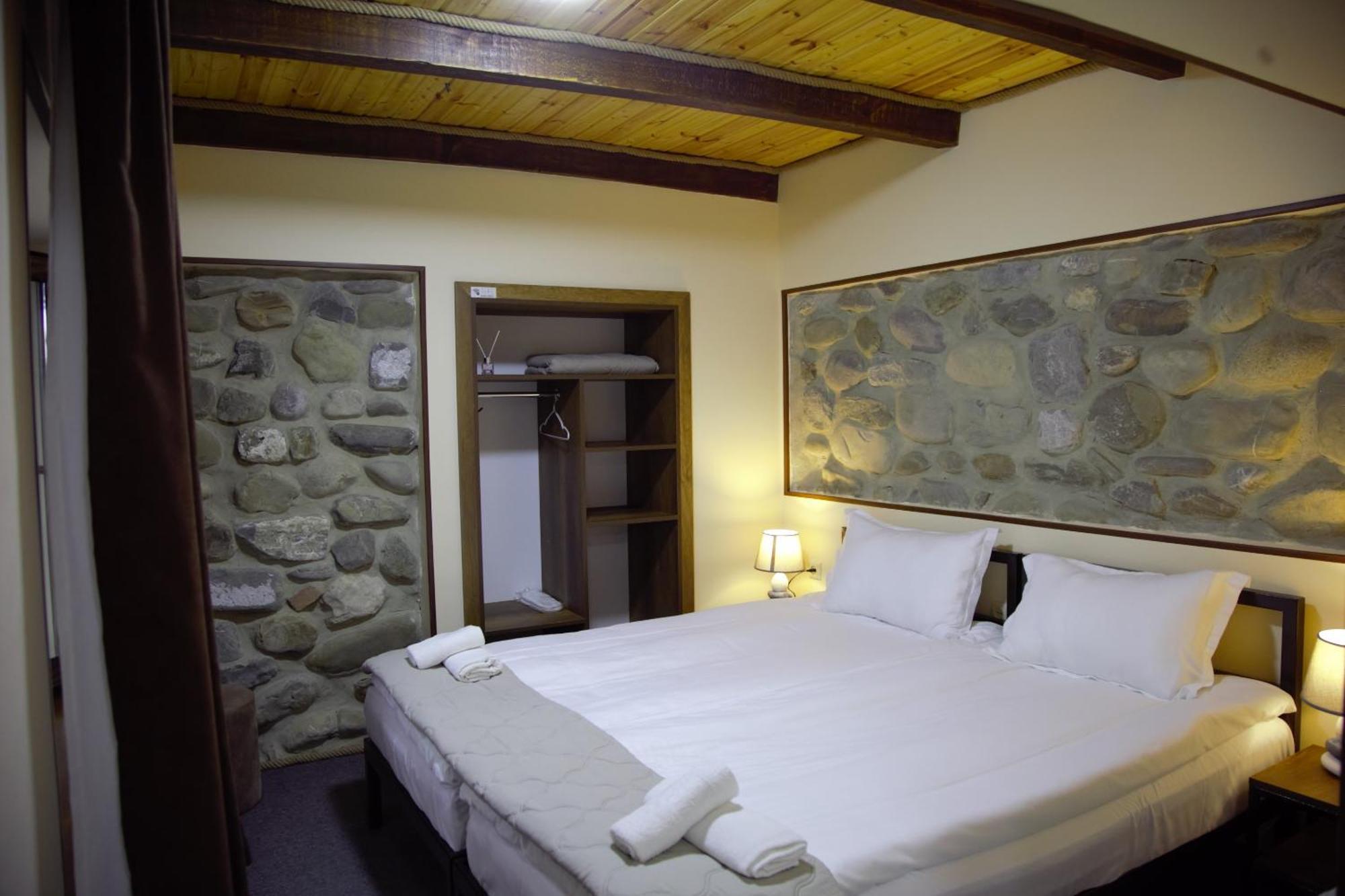 Kadori Hills Hotel Telavi Exterior photo